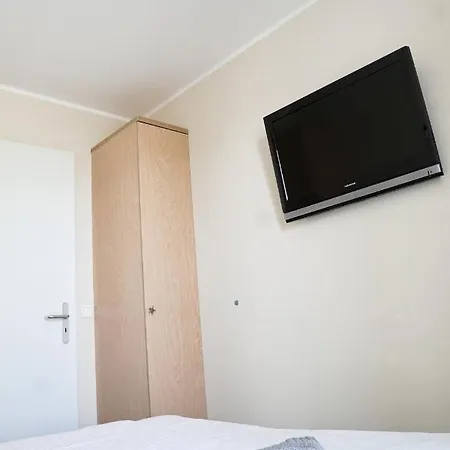 Mit Maritimem Flair - 1 Minute Zu & Seebruecke Apartment *