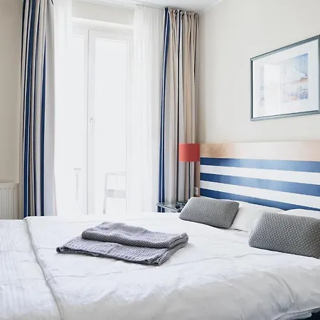 Mit Maritimem Flair - 1 Minute Zu & Seebruecke Apartment Zingst